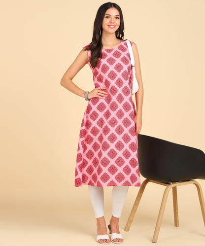 Women's Casual Wear Sleeveless Round Long Kurtis